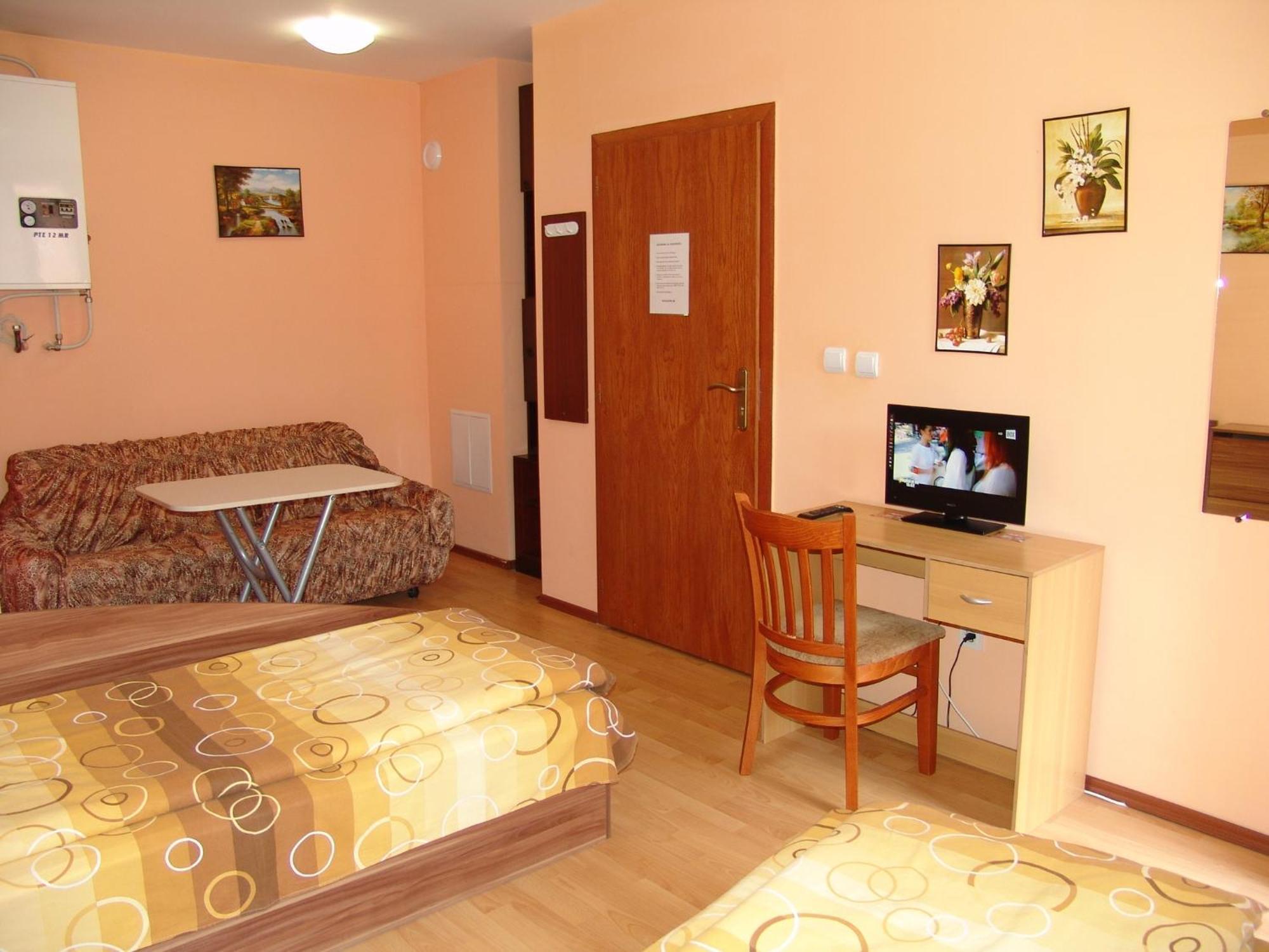 Our Home Guest Rooms Veliko Tărnovo Esterno foto